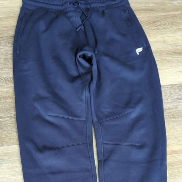 Fabletics mens size medium new The Lightweight Go-To Jogger